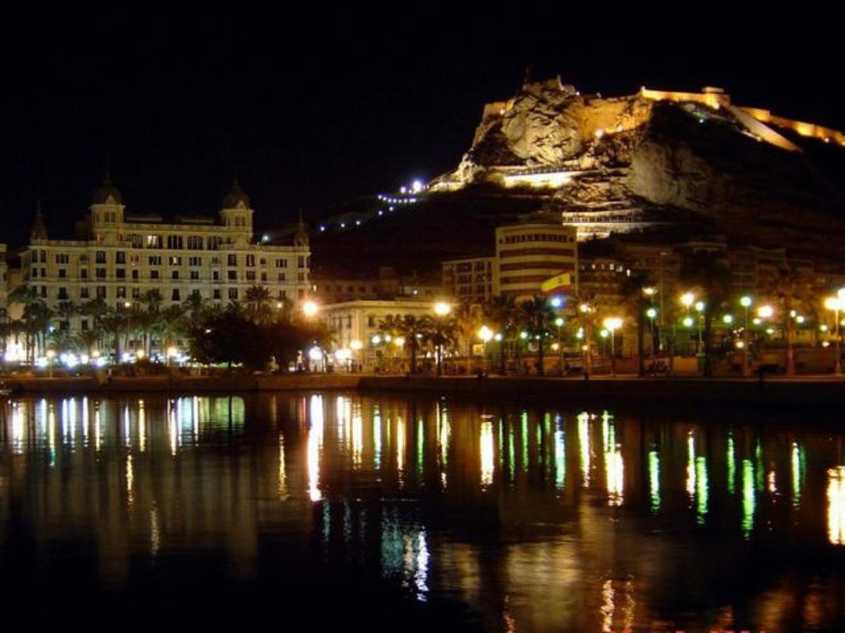 Luxury New Loft City Centre & Castle, Alicante Esterno foto