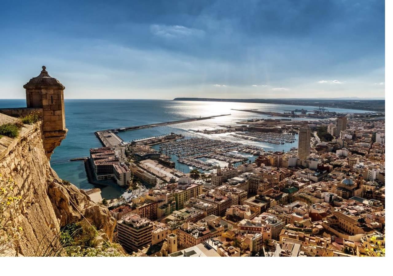 Luxury New Loft City Centre & Castle, Alicante Esterno foto